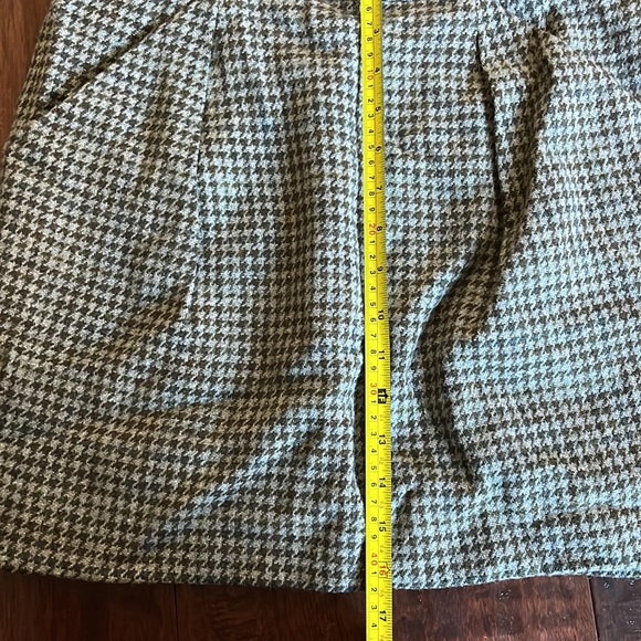J. Crew houndstooth mini skirt w/ pockets - Picture 4 of 4
